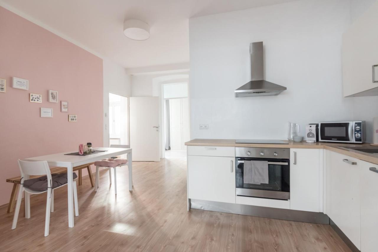 Nice Apartment In Lovely Area Viena Exterior foto