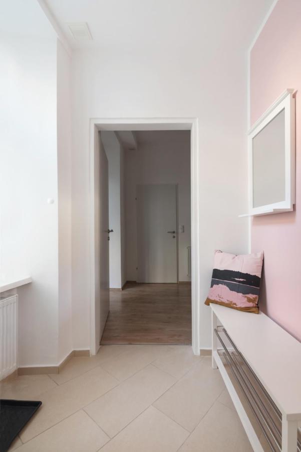 Nice Apartment In Lovely Area Viena Exterior foto