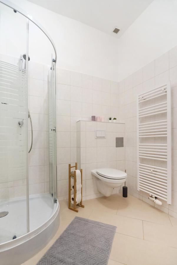 Nice Apartment In Lovely Area Viena Exterior foto